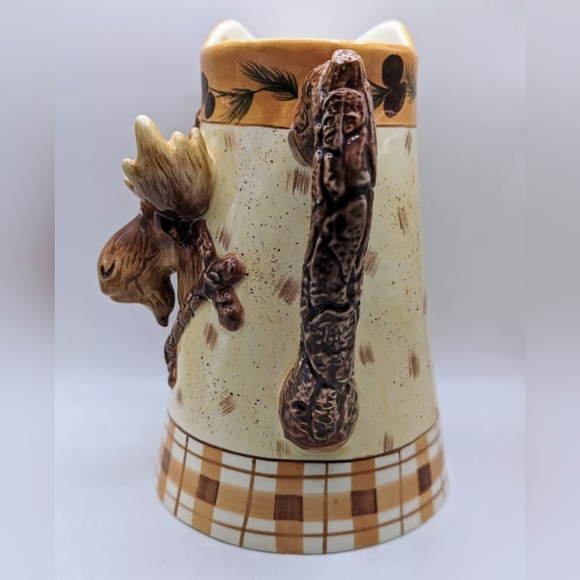 GIFTCRAFT* 3D Moose  pinecone plaid pitcher for water, juice, lemonade, iced tea - Picture 6 of 6